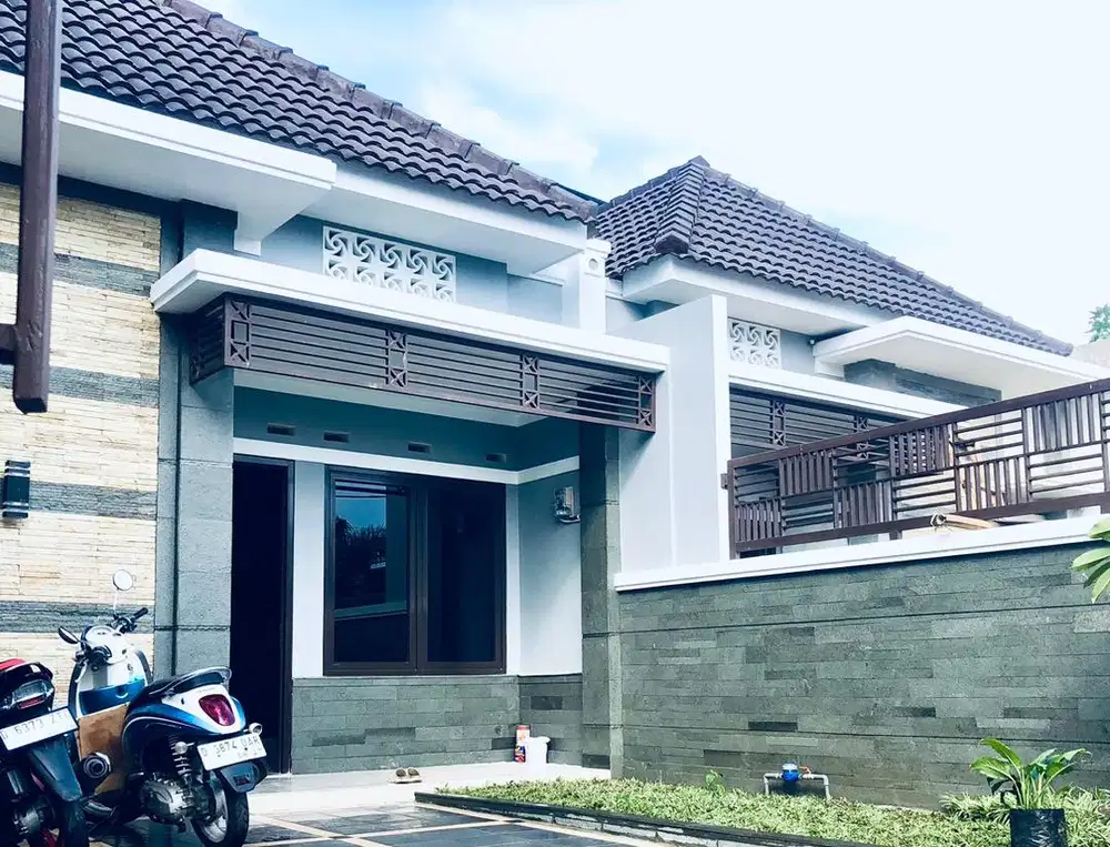 Jual Cpt Rumah Mewah Bangunan Baru di Sariwangi dkt POLBAN/ Setraduta