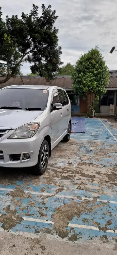 Toyota Avanza 2010 Bensin