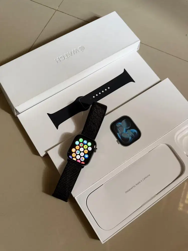 Apple Watch Series 11 Space grey 42mm