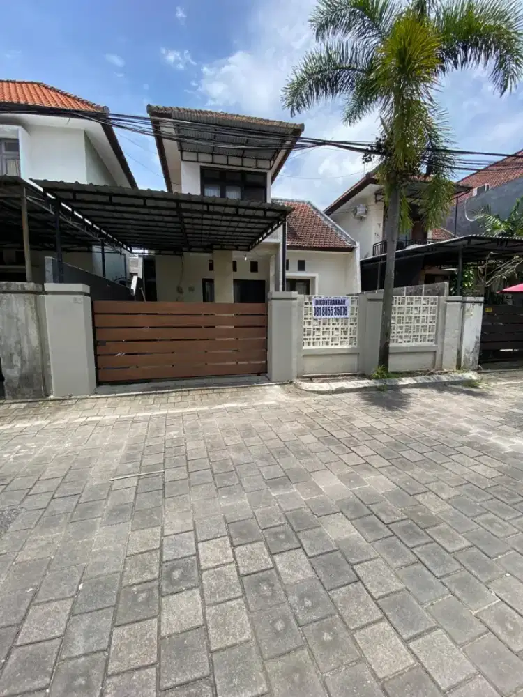 Di kontrakkan Rumah 2 Lantai One Gate System Denpasar