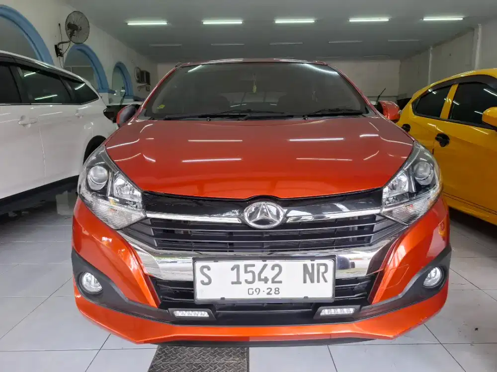 AYLA R 2018 MANUAL KM 18 RB