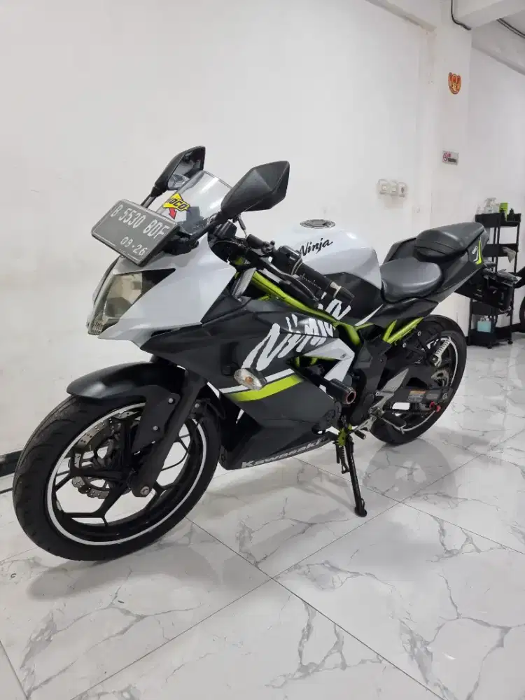Kawasaki Ninja 250 SL Fi 2021 / 2022 bulan 9 Pajak panjang KM 6 RB