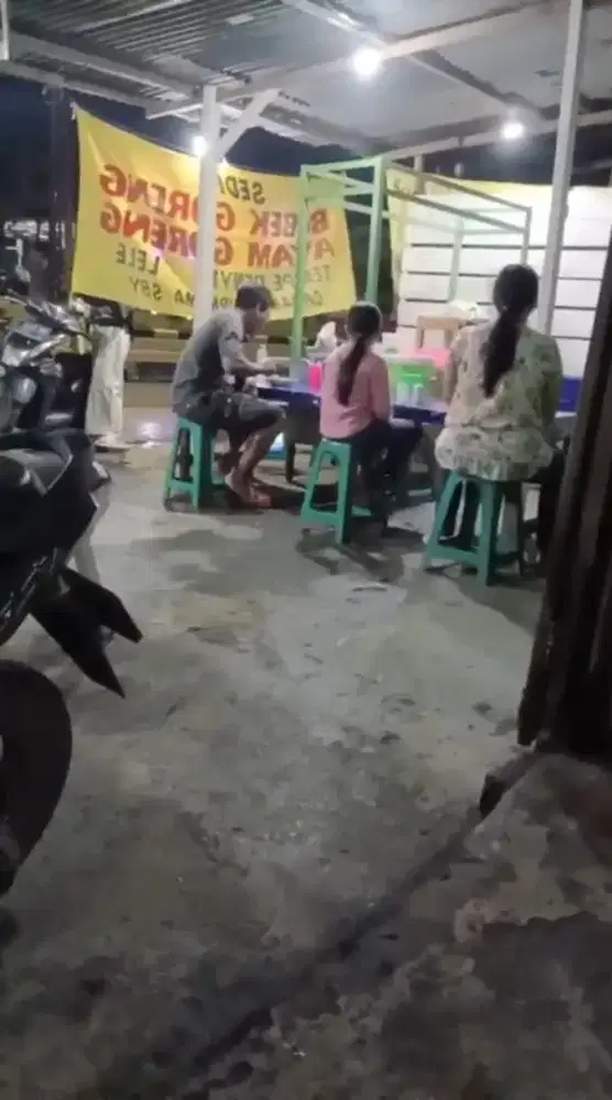 Warung cabang purnama