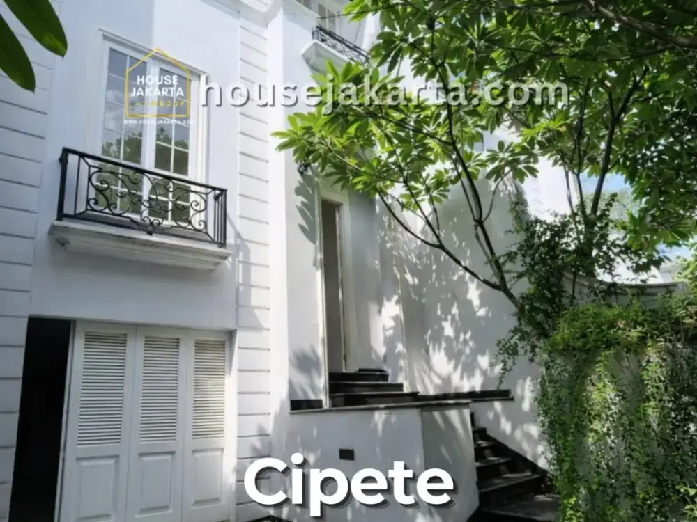 Rumah Cantik Minimalis area Cipete Jakarta Selatan