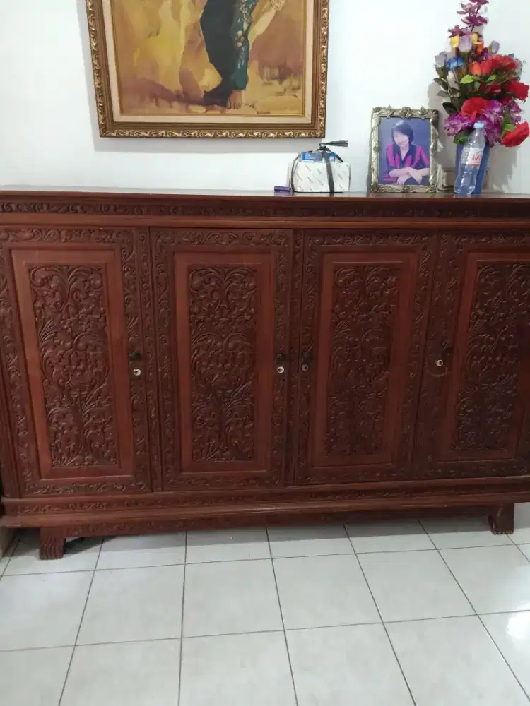 Jual lemari bufet jati tua asli Jepara tahun 1968