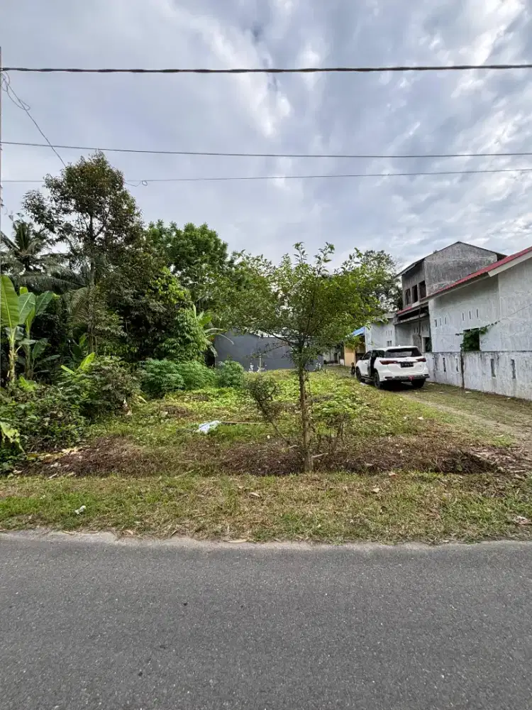 Di jual tanah pinggir jalan 2 kavling