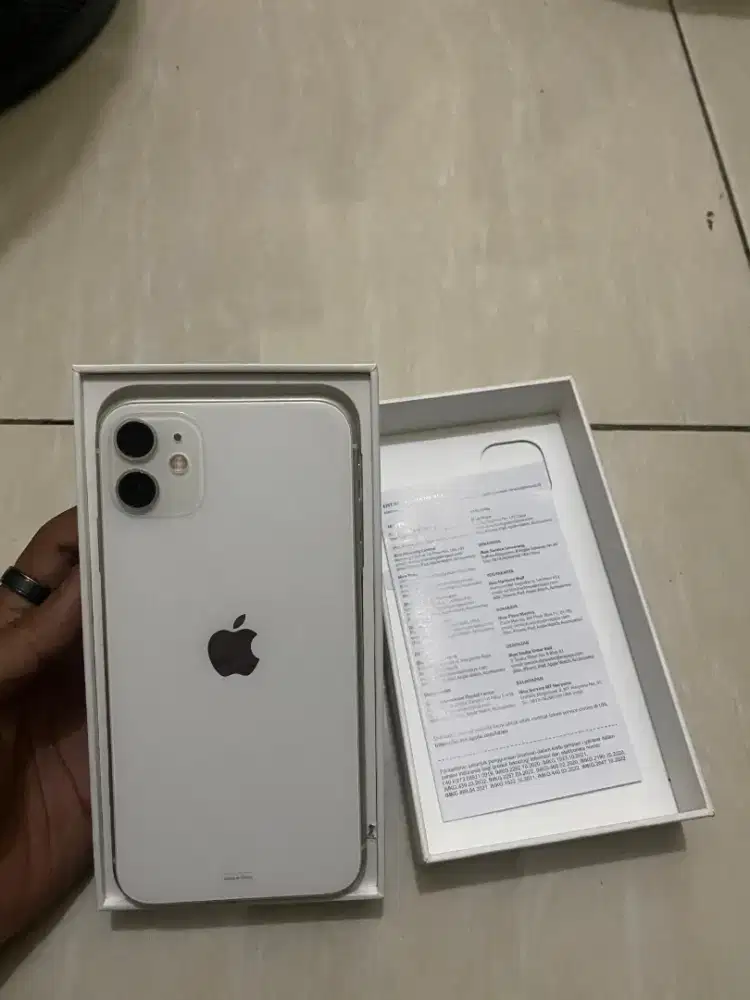 Iphone 11 128gb Ibox like new