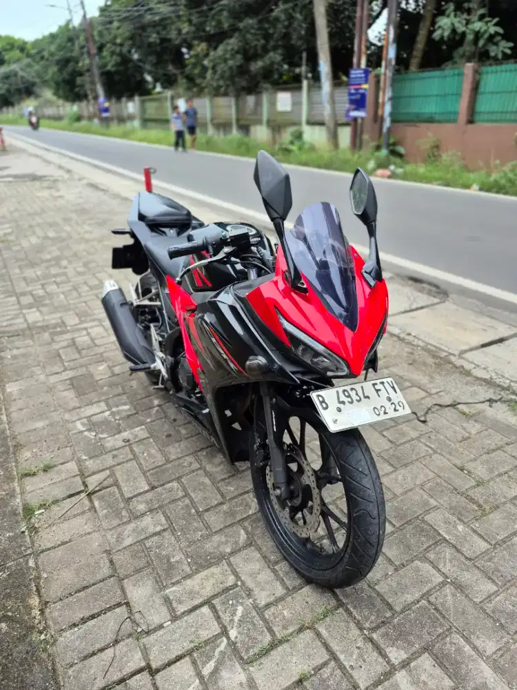 Dijual Honda CBR 150R Facelift ABS tahun 2018