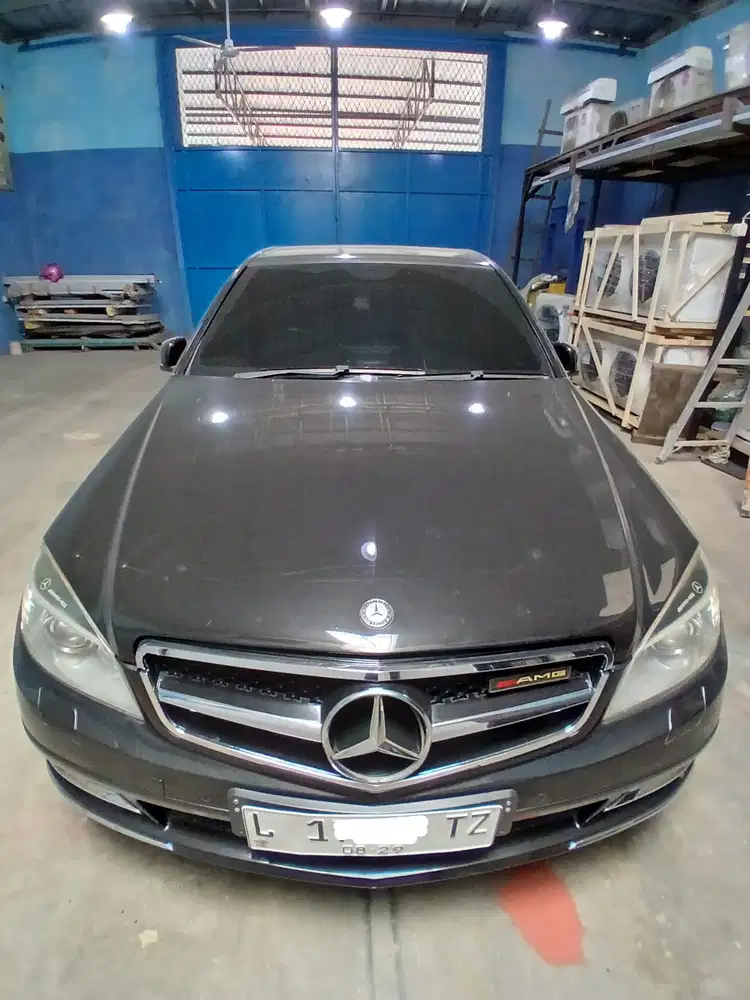 Mercedes-Benz C300 2010 Bensin