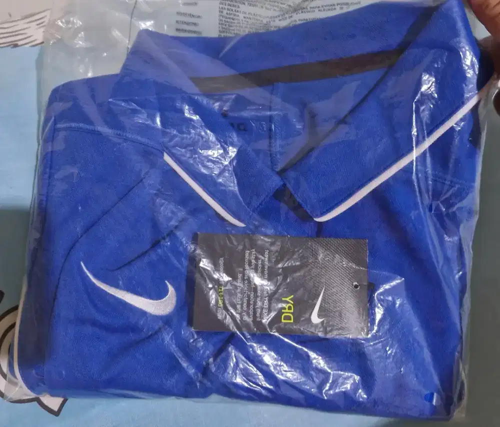 Polo Nike essential solid navy size L BNWT (BARU) original jual rugi!