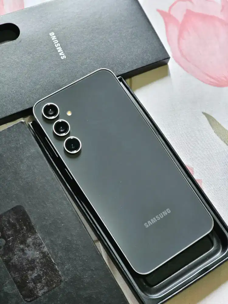 Samsung S23 FE 5G 8+8/256gb komplit original segel normal