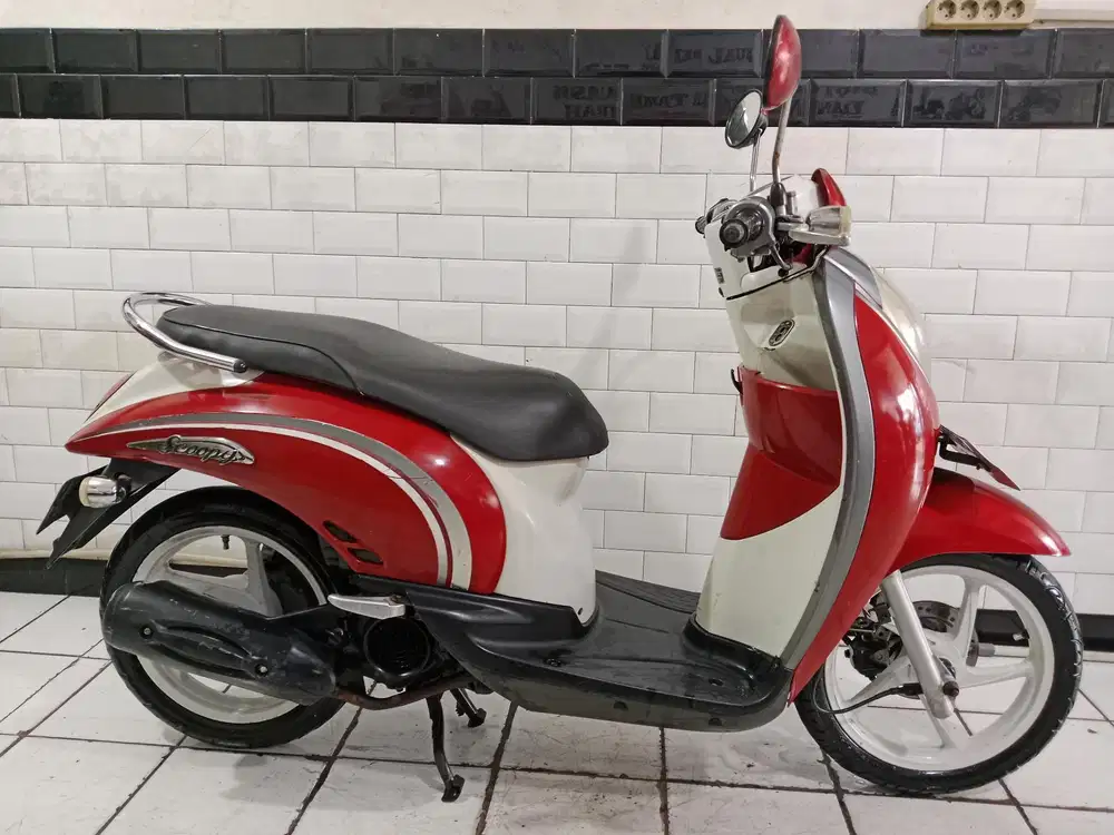 scoopy karbu tahun 2011 bagus
