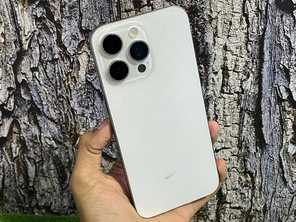 iPhone 15 Pro Max 256GB Natural Titanium Garansi Resmi iBox