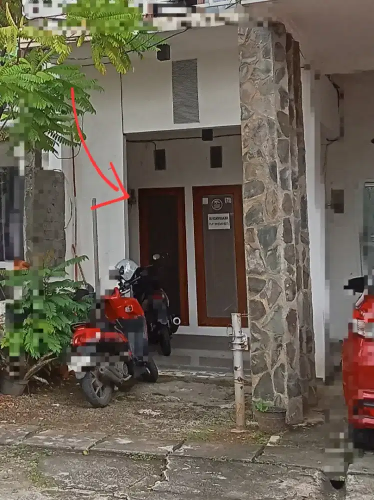 Dikontrakan pertahun rumah di Perumahan Jatinegara Indah Cakung