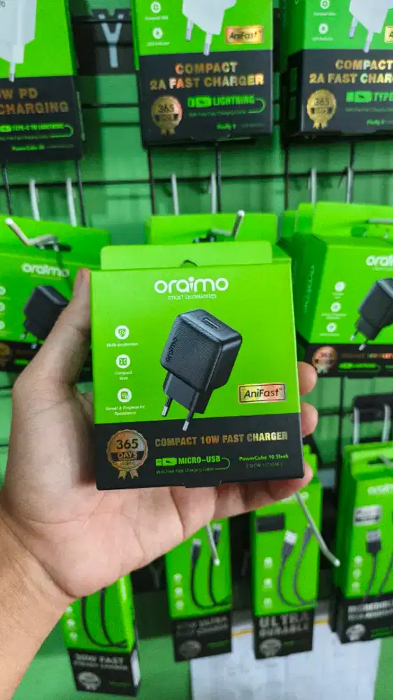 TRAVEL CHARGER MICRO ORAIMO OCW-1111EM