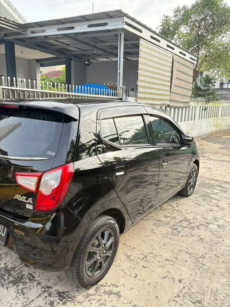 Daihatsu ayla 1.0 X MT 2022