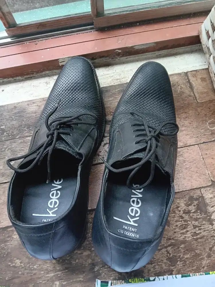 Jual Sepatu Keeve Original