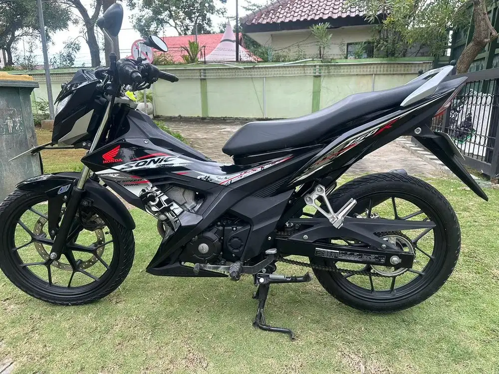 HONDA SONIC 150 R TAHUN 2015