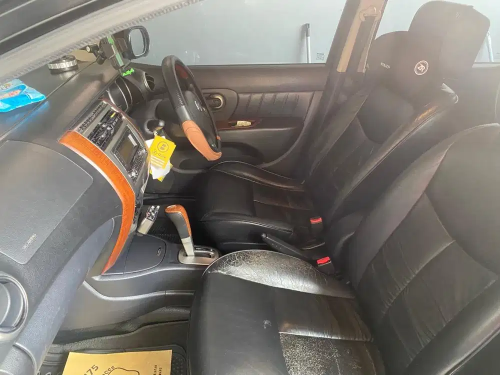 DIJUAL Grand Livina Hitam 2013 atas nama pribadi