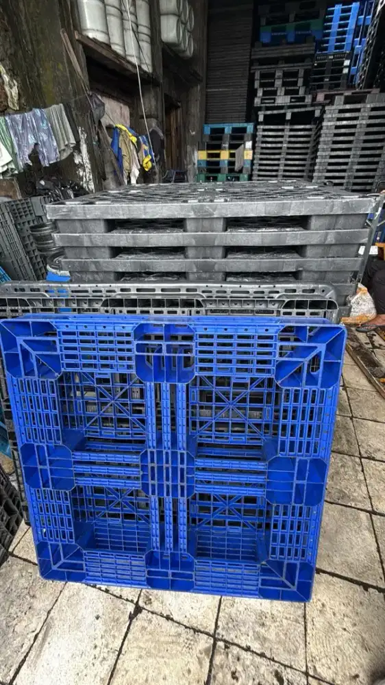 palet plastik bekas