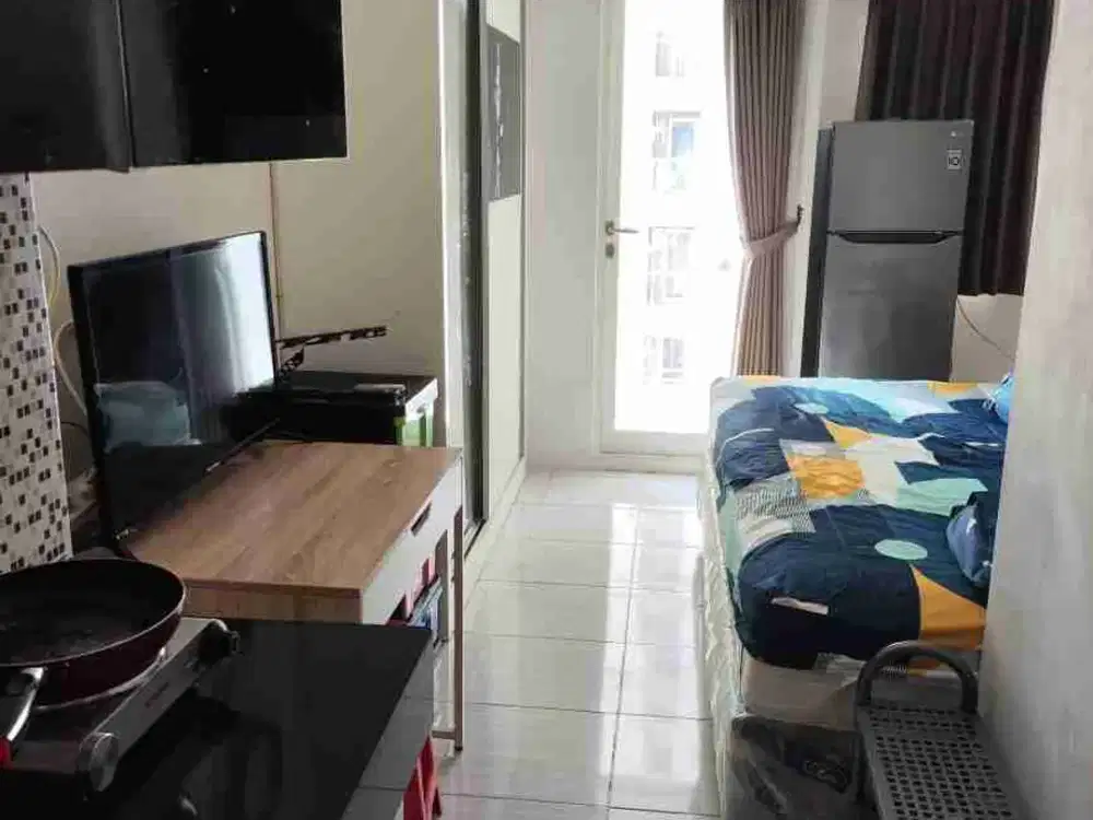 Disewakan bulanan apartemen puncak darmahusada full furnis studio
