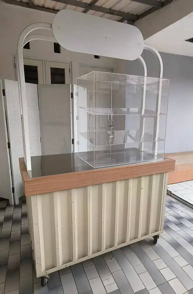 Stand Container / Booth Bazaar Second