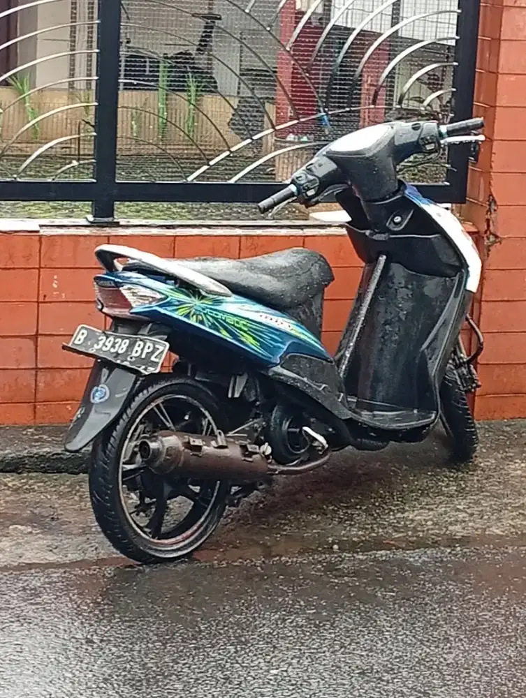 Tangan pertama pamakaian