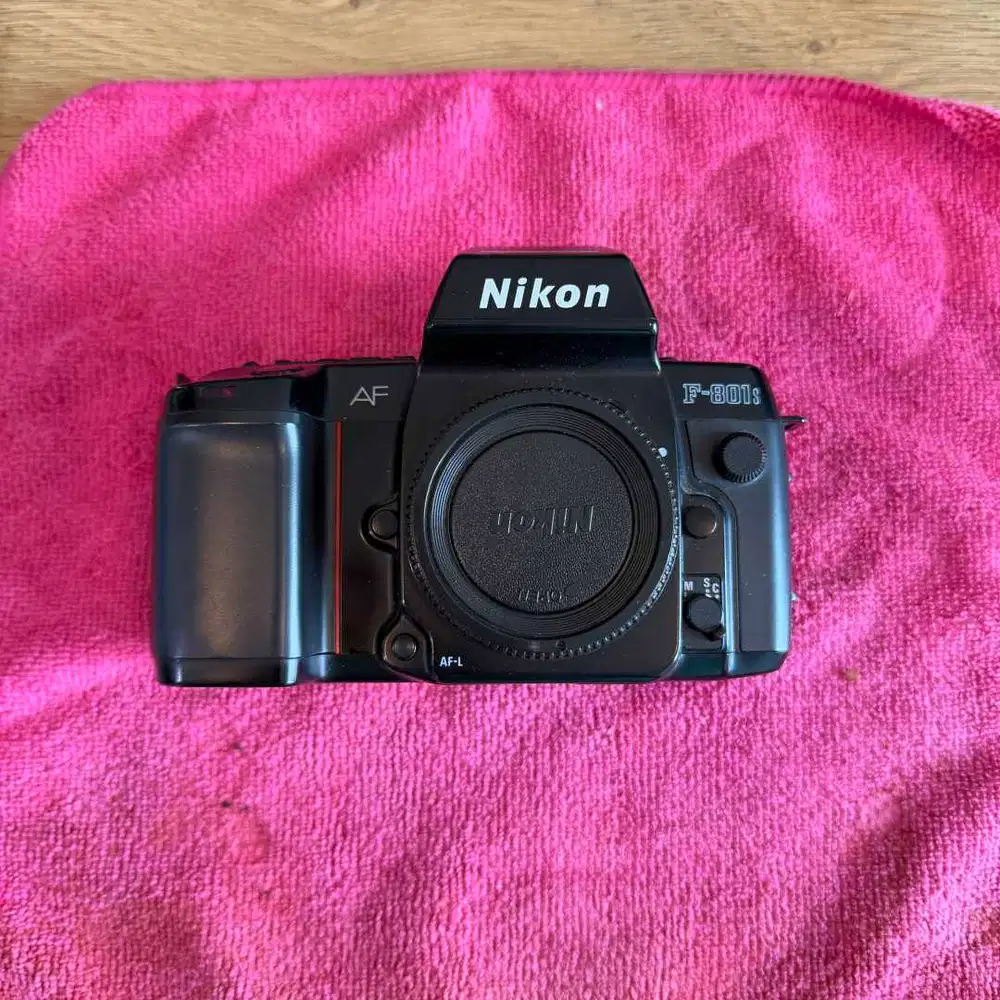 preloved Nikon F-801s kamera film analog super mulus Body Only