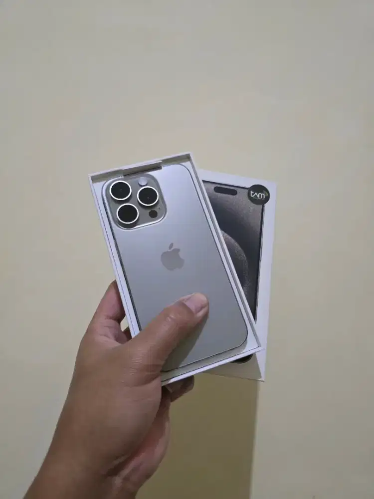 Iphone 15 Pro 128 (Like New)