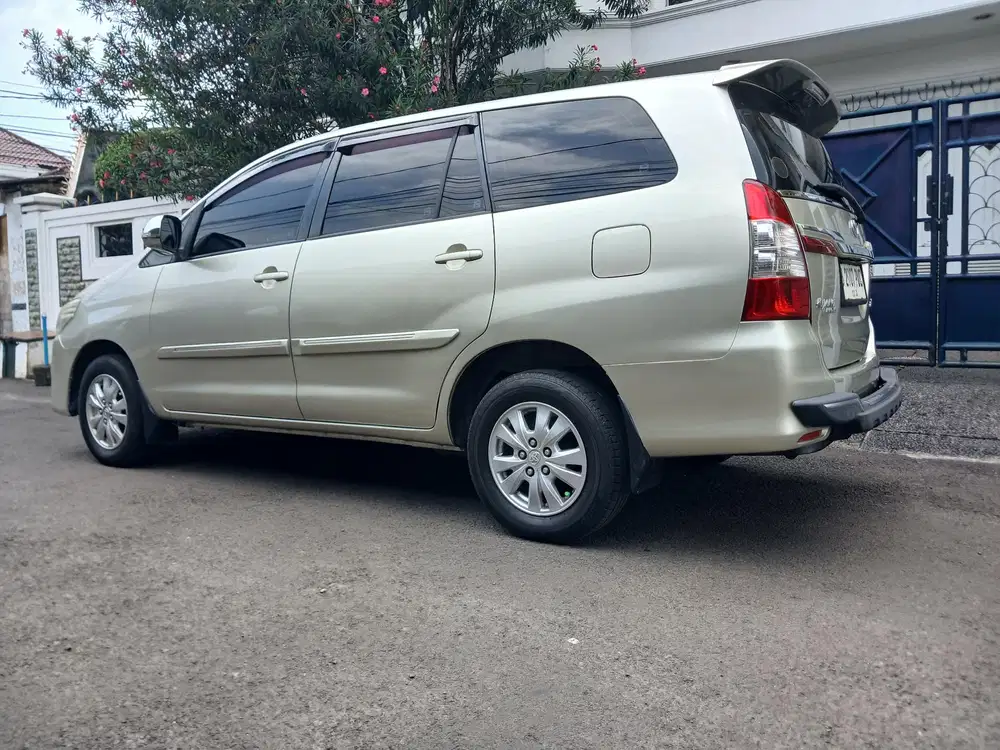 Innova Toyota fortuner inova
