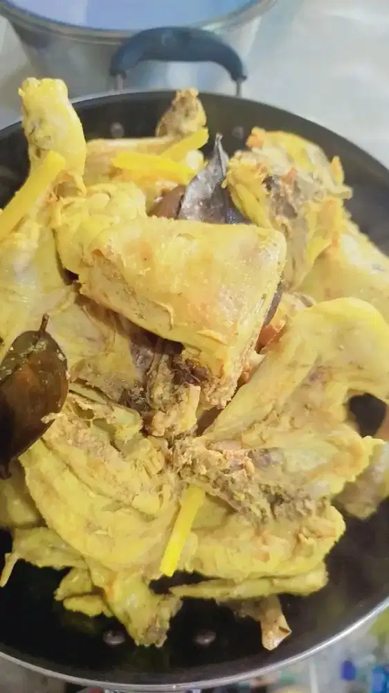 Saya chef mau cari kawan kerja sama