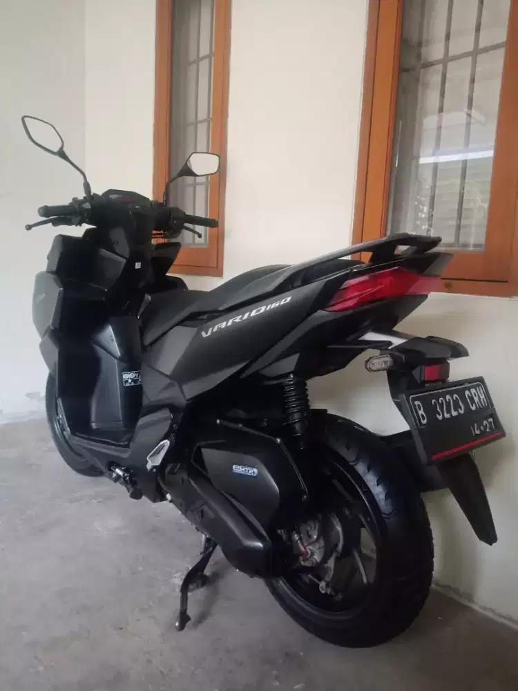 NEW HONDA VARIO 160 KEYLESS HITAM DOFF PAJAK HIDUP FULL ORI JAMINAN!