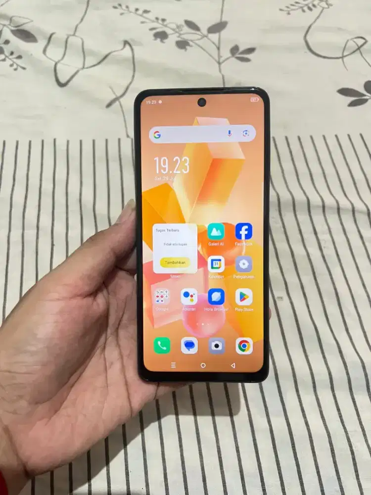 Hot 40 pro (8/256) tt & mahar aja