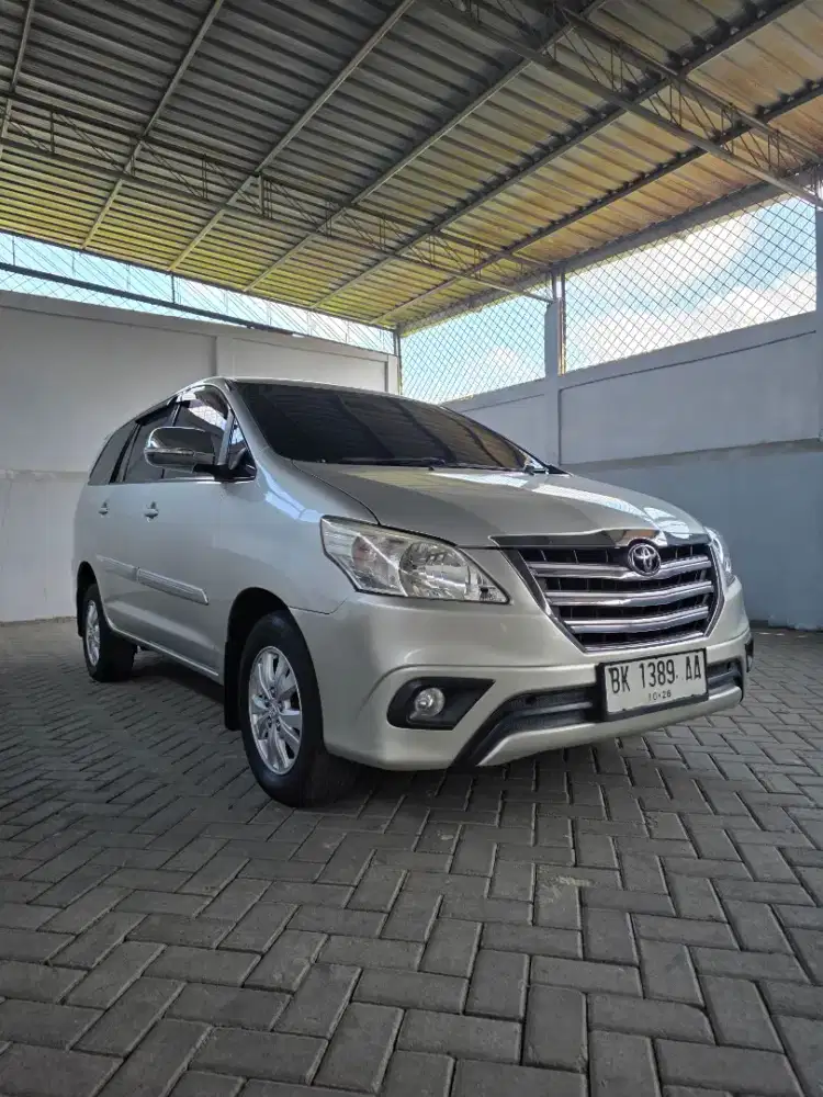 Kijang Innova G 2.5 Diesel 2014 AT Silver