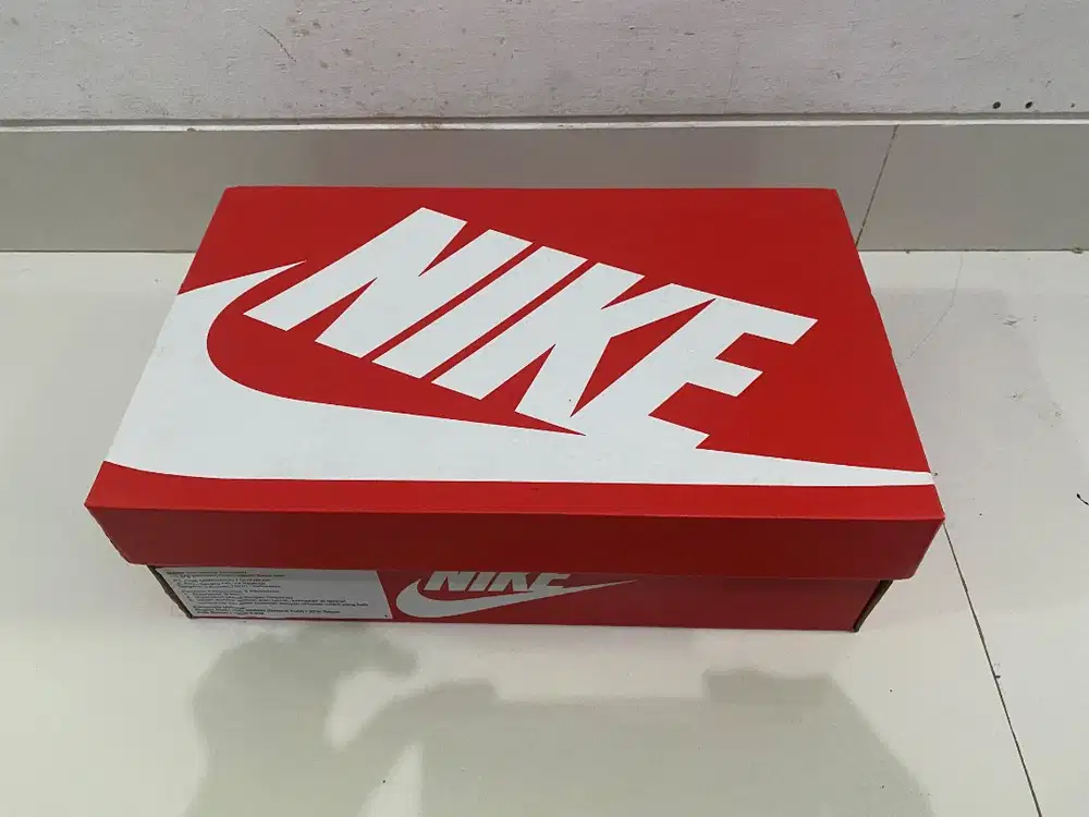 Nike Sepatu Sneakers Court Vision LO NN - DH2987-002 (Second/bekas)