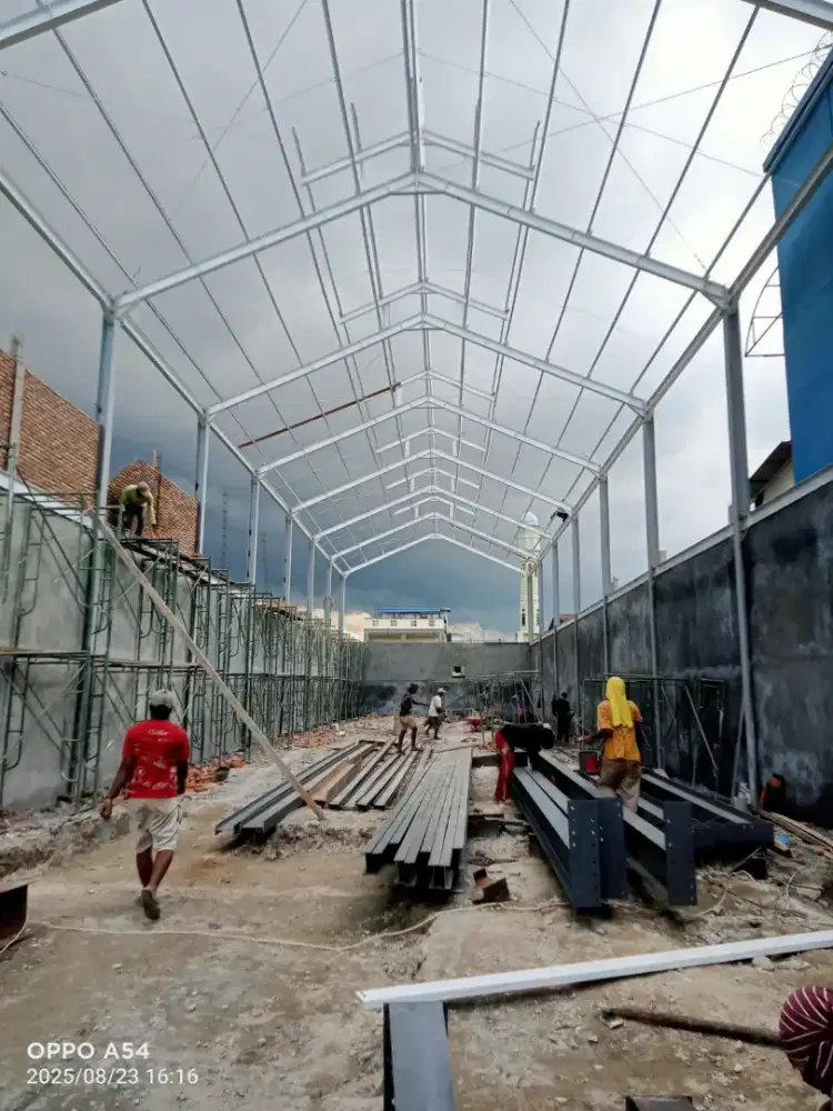 Kanopi kontruksi baja