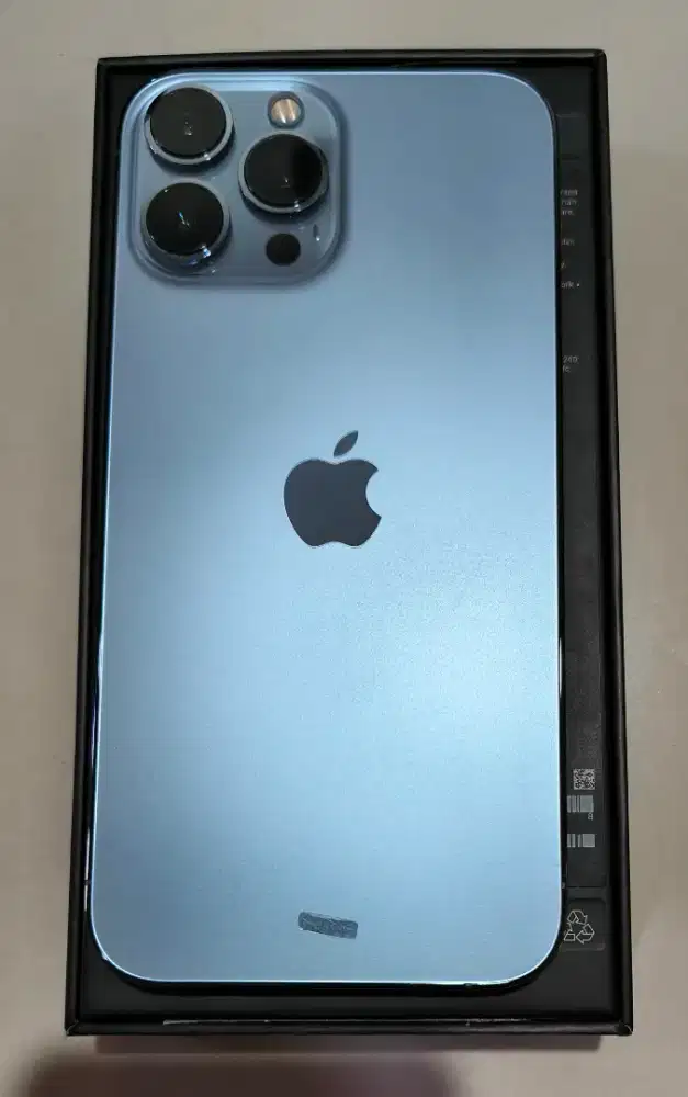 Iphone 13 pro max 256 GB Biru ( pemakai langsung )