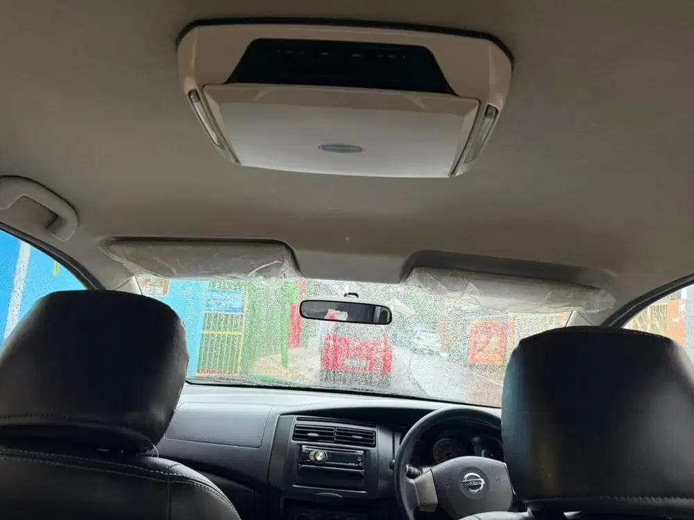 Grand livina th 2011 akhir istimewa km. 90 ribuna