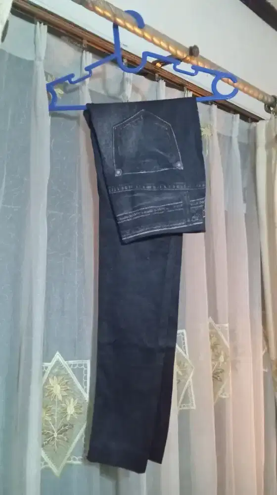 Legging Gambar Jeans (Hitam)