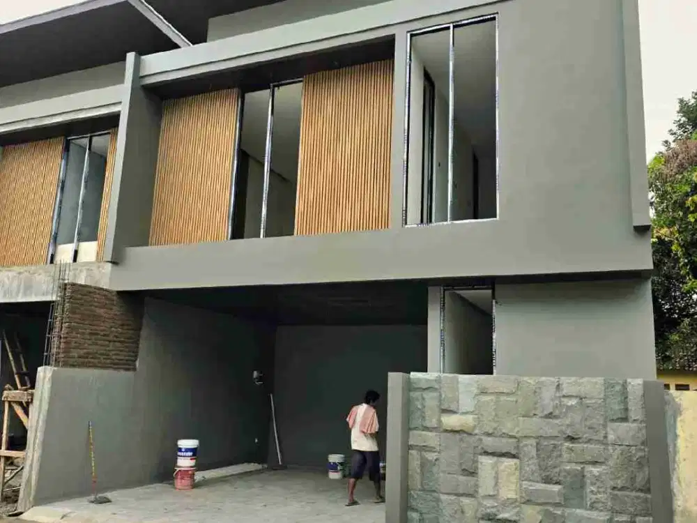 RUMAH MEWAH JOGJA FULL FURNISH UTARA STADION MAGUWOHARJO MALANGREJO WEDOMARTANI NGEMPLAK SLEMAN