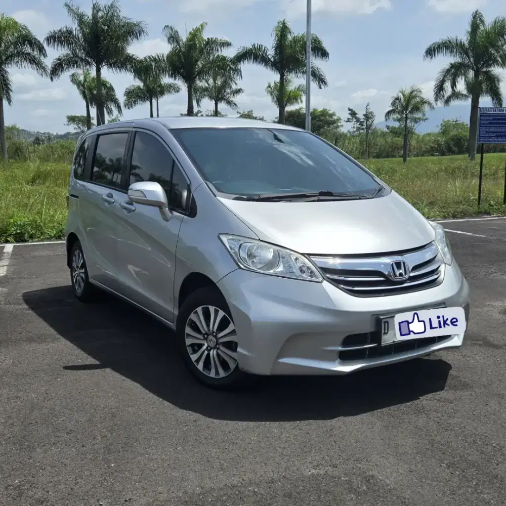 Honda Freed PSD 2012 Facelift (type tertinggi)