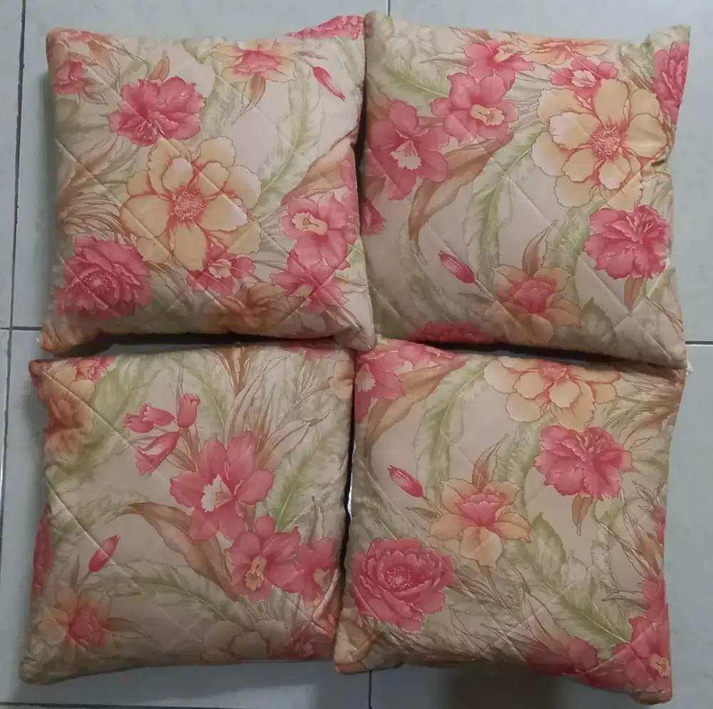 Bantal kursi cantik