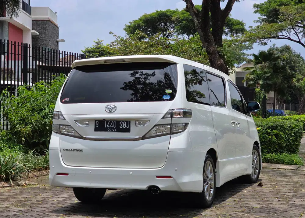 VELLFIRE Z PLATINUM PREMIUM SOUND 2.4 AT 2011 PUTIH SEGER TDP 25.JT !!