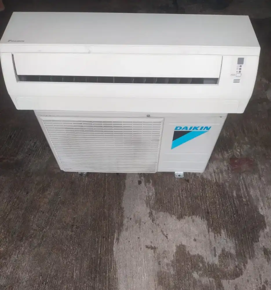 AC DAikin 1/2 pk dingin