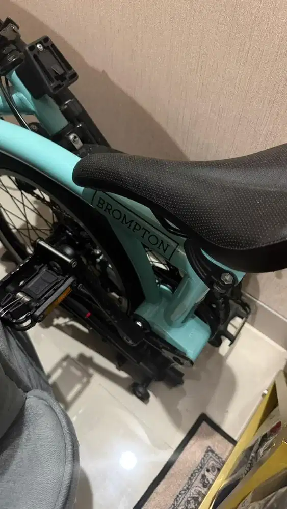 Di jual sepeda brompton