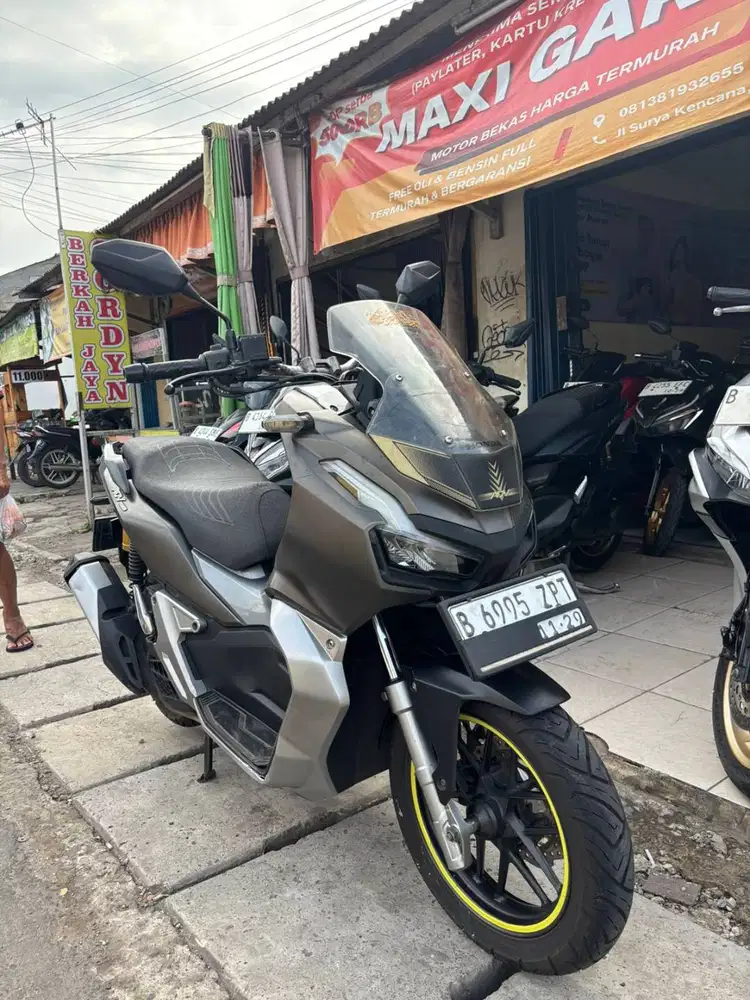 B - DP500RB HONDA ADV CBS 2019 PAJAK PANJANG GOOD CONDITION