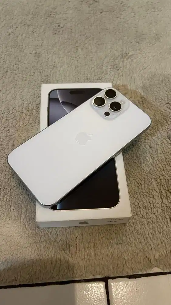 Iphone 16 promax 256 like new nego tipis