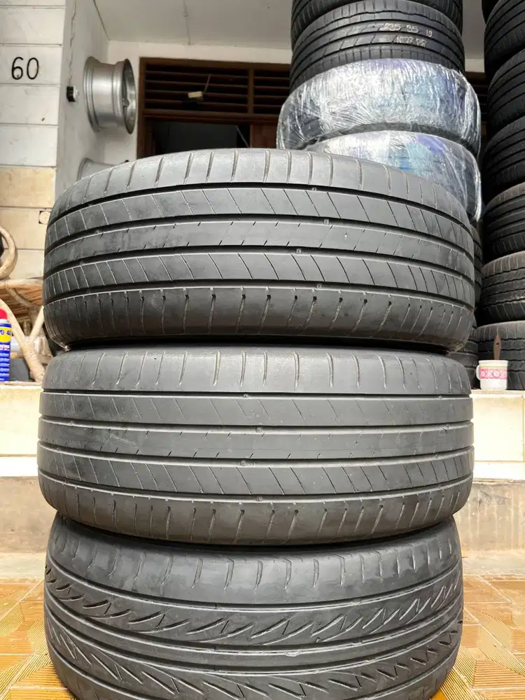 Ban Kumho Ecsta Ps71  215 55 r18  2Pcs