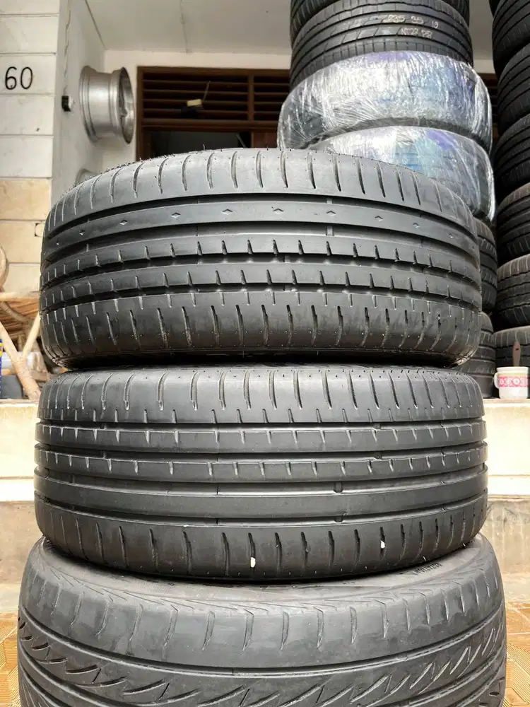 Ban Accelera PHI  225 45 r17  2Pcs