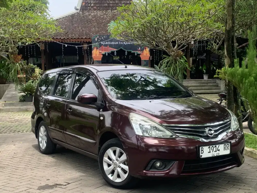 DIJUAL – Nissan Grand Livina 1.5 XV MANUAL 2013 - KM 51 RB